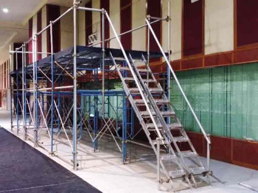 Scaffold stage